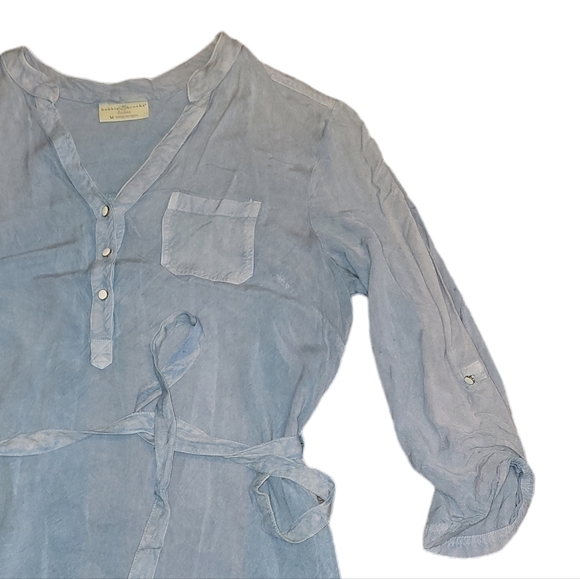 Bobbie Brooks size medium shirt dress. Adjustable sleeves, Pocket on front - Picture 4 of 12